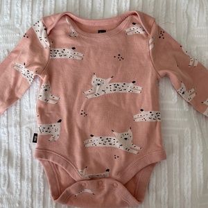 Tea Collection long sleeve bodysuit